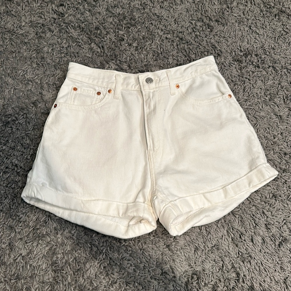 Levi’s A-Line Mom Shorts